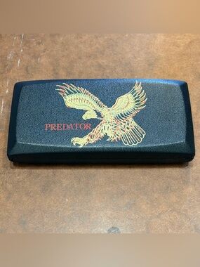 Vintage- Predator 🦅 Dart Case and Brass Darts 🎯- extra darts and accessories